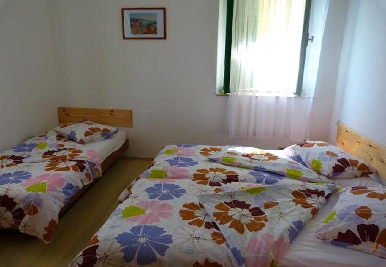 Holiday home Villa Jadran - seaview Preko Esterno foto